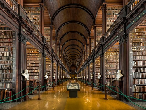 Trinity College (Diliff / CC BY-SA (https://creativecommons.org/licenses/by-sa/4.0)